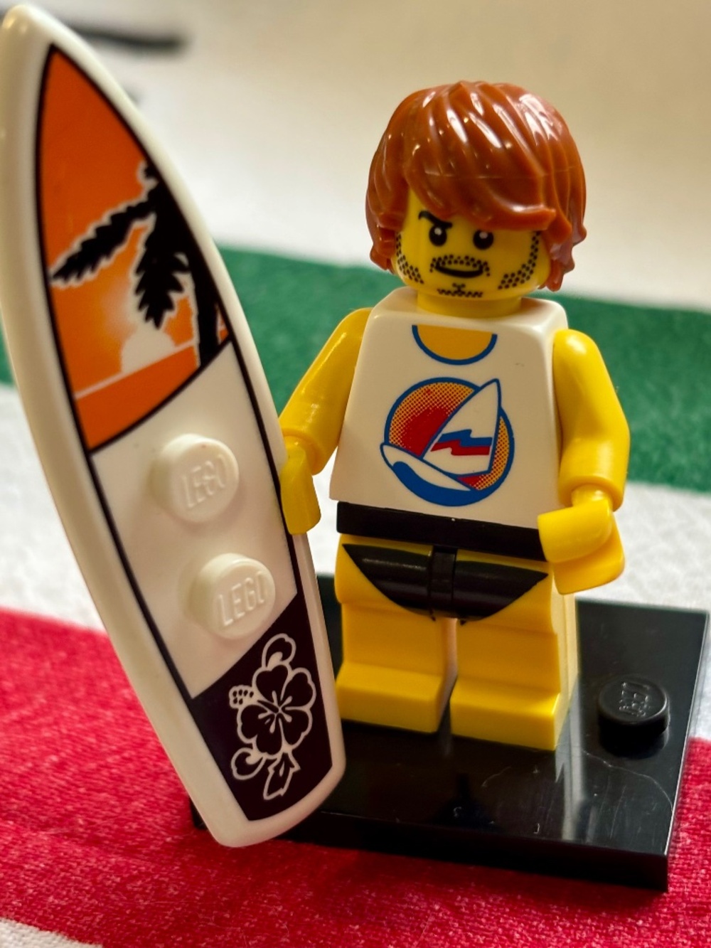 LEGO "Windsurfer" col271a With stand and surfboard. LIKE NEW!